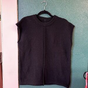 Black Sleeveless Knit Top